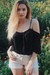 Öğrenci Escort Antalya'da İlgi ve Şefkat Bekleyen Bakımlı Bayan