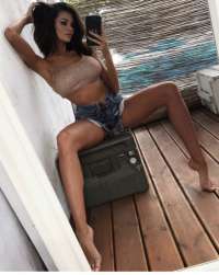 Tatil Cenneti Antalya'da Eşsiz Bir Öğrenci Escort: Rüzgar!